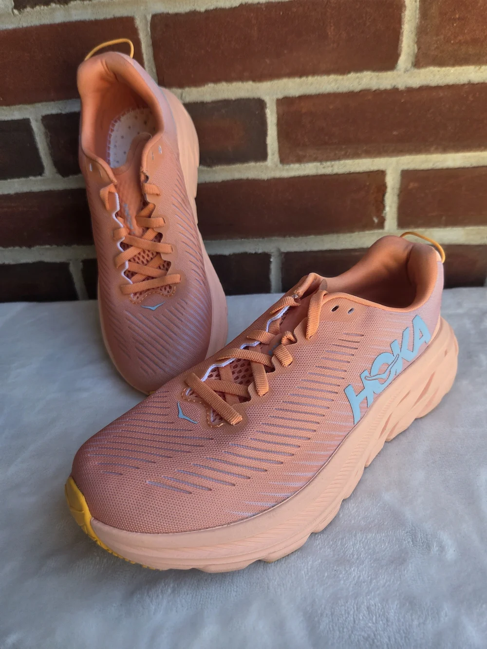 HOKA Rincon 3 Women’s 6 Shell Coral Peach Parfait Lightweight Running Shoes